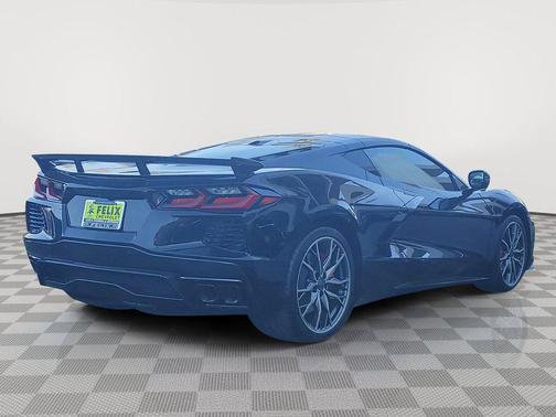 2026 Chevrolet Corvette Stingray w/1LT