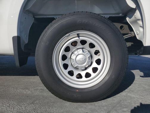 2023 Chevrolet Silverado 1500 WT