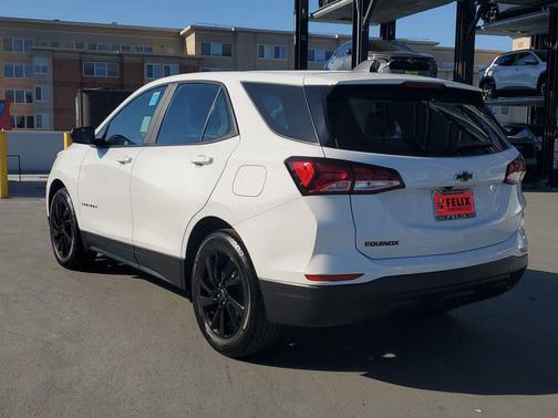 2023 Chevrolet Equinox LS