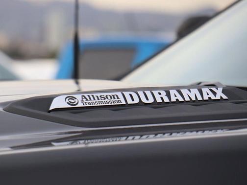 2025 Chevrolet Silverado 3500 LT