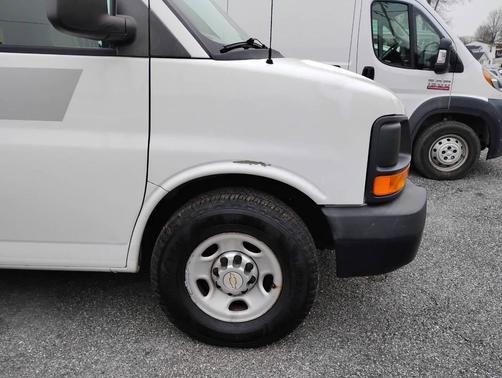 2011 Chevrolet Express 2500 Work Van