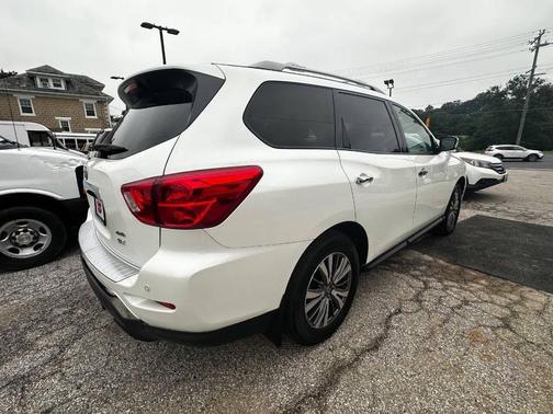 2020 Nissan Pathfinder SV 4WD