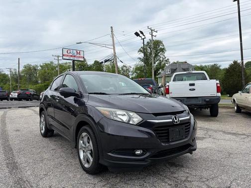 Crystal Black Pearl 2017 Honda HR-V EX