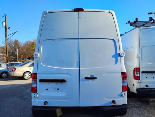 2018 Nissan NV Cargo NV3500 HD S V8