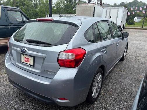 2013 Subaru Impreza 2.0i Premium