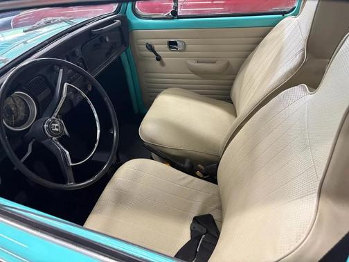Teal 1971 Volkswagen Super Beetle Base