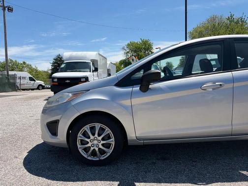 Ingot Silver Metallic 2013 Ford Fiesta S