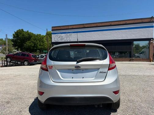 Ingot Silver Metallic 2013 Ford Fiesta S