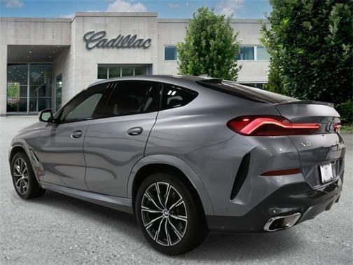 2025 BMW X6 xDrive40i