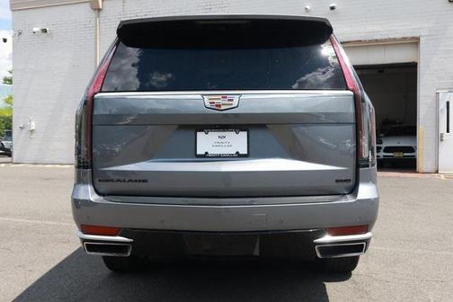 2022 Cadillac Escalade ESV Premium Luxury