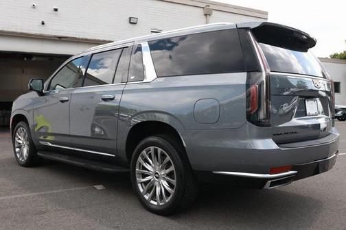 2022 Cadillac Escalade ESV Premium Luxury