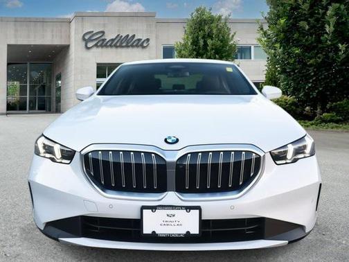2024 BMW 530 i xDrive