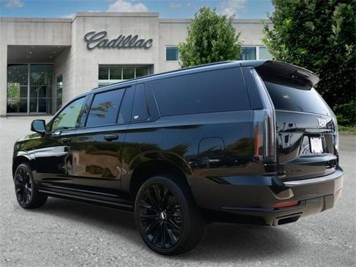 2025 Cadillac Escalade ESV Sport