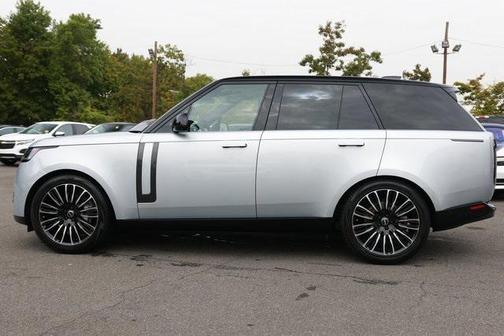 2023 Land Rover Range Rover P400 SE