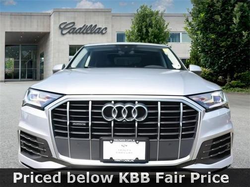 2022 Audi Q7 55 Premium