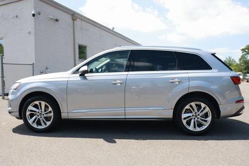 2022 Audi Q7 55 Premium