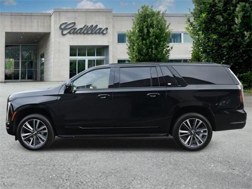 2025 Cadillac Escalade ESV Sport