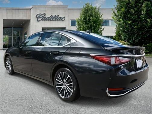 2022 Lexus ES 250 Base