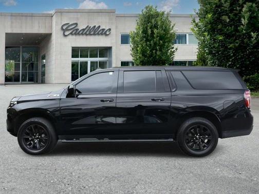 2023 Chevrolet Suburban 4WD Z71