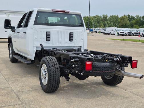 Summit White 2026 Chevrolet Silverado 2500 Double Cab, Long Bed, WT, RWD