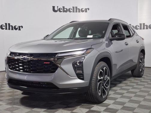 Sterling Gray Metallic 2026 Chevrolet Trax FWD 2RS