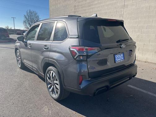 Magnetite Gray Metallic 2026 Subaru Forester Touring