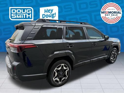 Crystal Black Silica 2026 Subaru Outback Touring