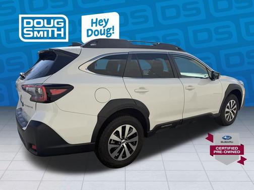 Crystal White Pearl 2025 Subaru Outback Premium