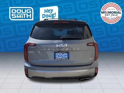Everlasting Silver 2025 Kia Telluride S