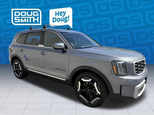 Everlasting Silver 2025 Kia Telluride S