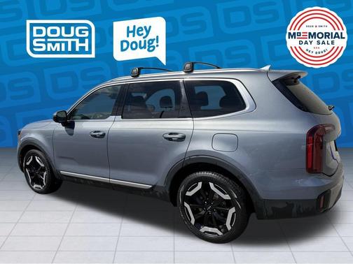 Everlasting Silver 2025 Kia Telluride S