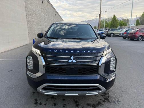 Cosmic Blue Metallic 2025 Mitsubishi Outlander PHEV SE