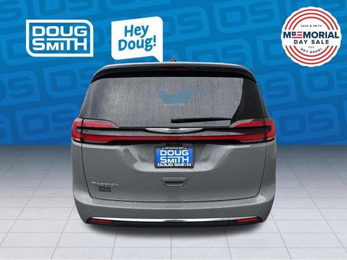 Ceramic Gray Clearcoat 2023 Chrysler Pacifica Touring-L
