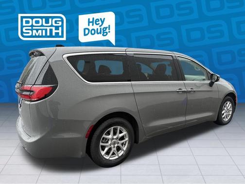 Ceramic Gray Clearcoat 2023 Chrysler Pacifica Touring-L