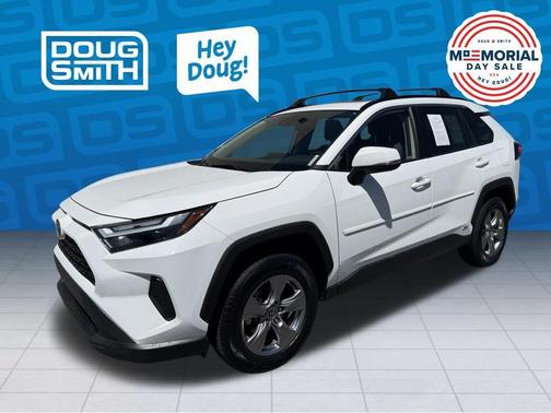 White 2022 Toyota RAV4 Hybrid XLE