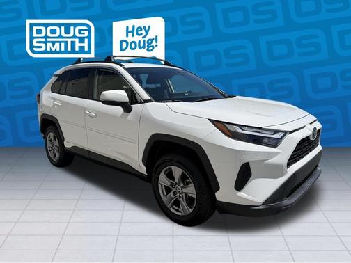 White 2022 Toyota RAV4 Hybrid XLE