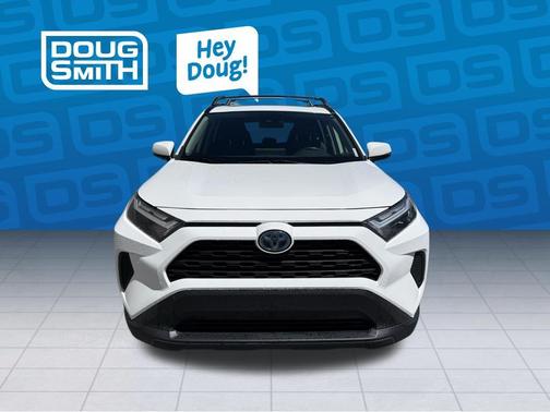 White 2022 Toyota RAV4 Hybrid XLE