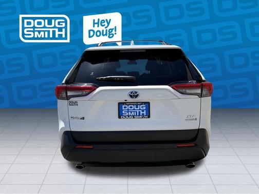 White 2022 Toyota RAV4 Hybrid XLE