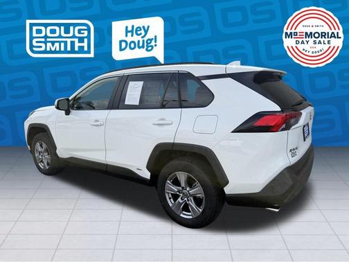 Ice 2025 Toyota RAV4 Hybrid XLE