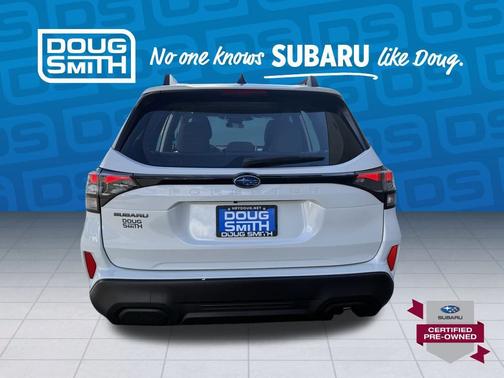 2025 Subaru Forester Base