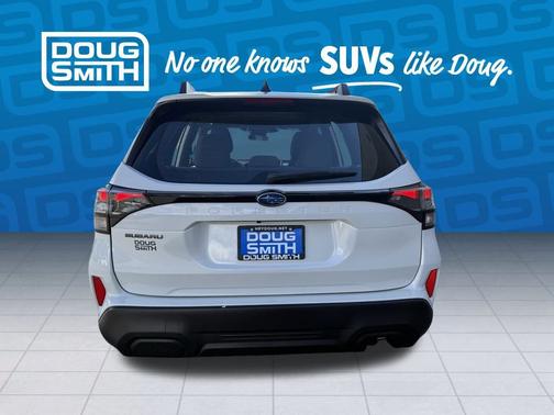 2025 Subaru Forester Base