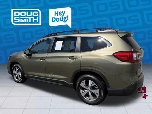 Green Metallic 2025 Subaru Ascent Premium