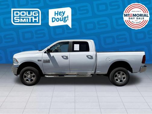 Bright White Clearcoat 2016 RAM 2500 Big Horn