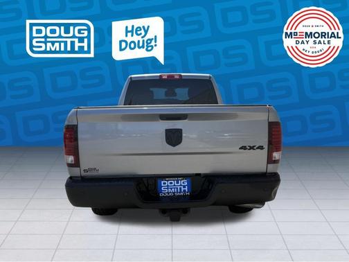 Billet Silver Metallic Clearcoat 2021 RAM 1500 Classic SLT