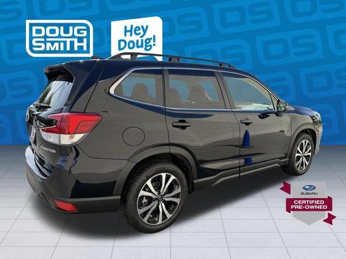 Crystal Black Silica 2024 Subaru Forester Limited