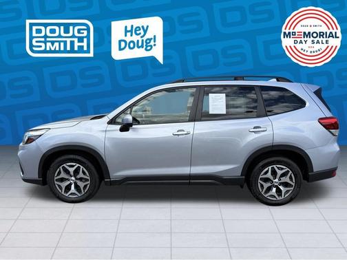 Ice Silver Metallic 2020 Subaru Forester Premium