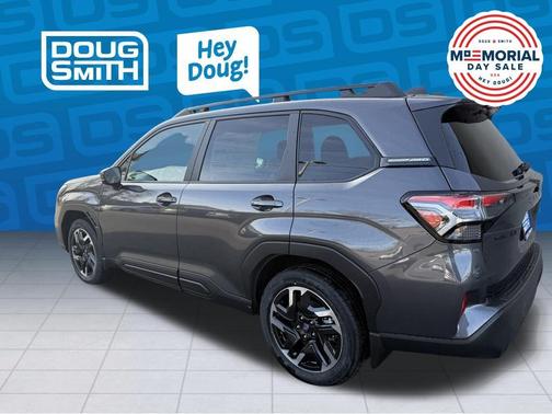 Magnetite Gray Metallic 2026 Subaru Forester Limited