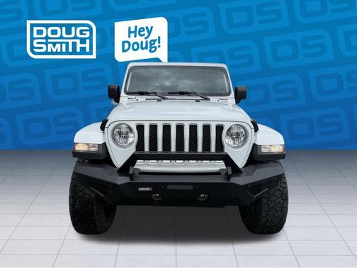 Bright White Clearcoat 2019 Jeep Wrangler Unlimited Sahara