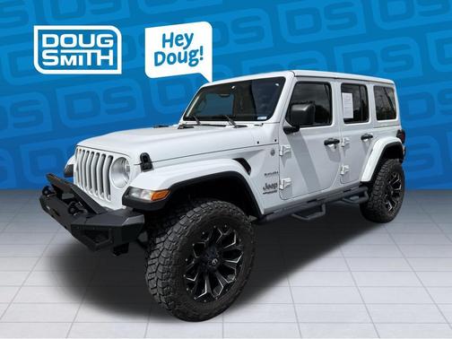 Bright White Clearcoat 2019 Jeep Wrangler Unlimited Sahara