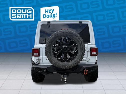 Bright White Clearcoat 2019 Jeep Wrangler Unlimited Sahara